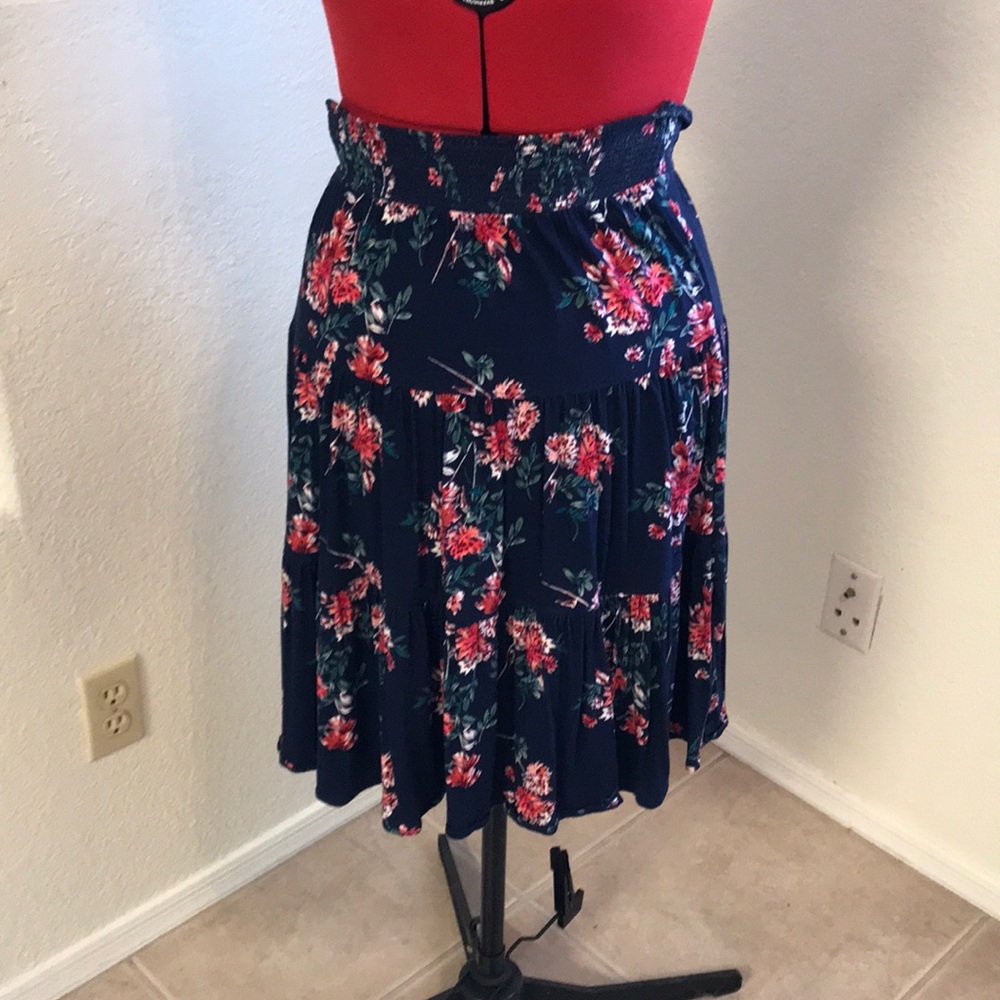 Navy floral tiered skirt